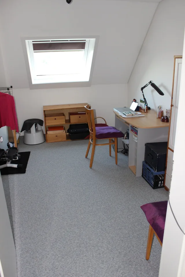 Appartement maisonnette 4,5 pièces, rénové et avec une vue merveilleuse – photo 11 sur 17