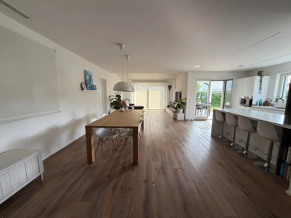 Villa unifamiliale moderne de 5,5 pièces avec jardin – photo 9 sur 26