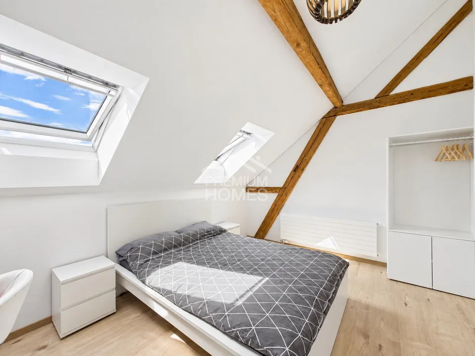 Ein Stockwerk zum Schreiben, ein Stockwerk zum Leben, ein Dach, das inspiriert! – Foto 4 von 8