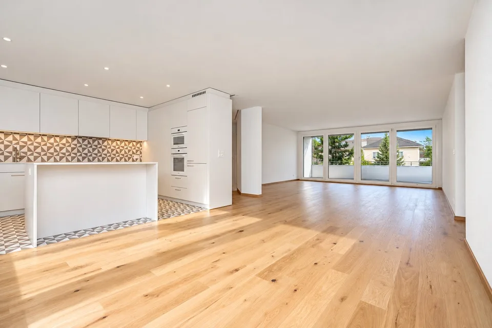 Hochwertige, topmoderne Wohnung im traditionsreichen Landhaus Dennigkofen – Foto 2 von 24