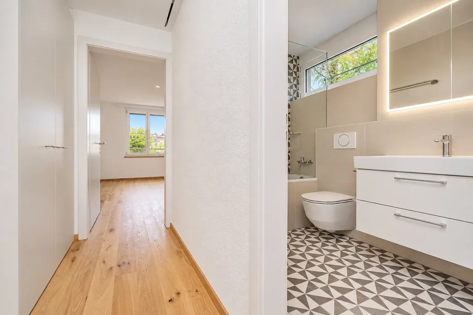 Hochwertige, topmoderne Wohnung im traditionsreichen Landhaus Dennigkofen – Foto 6 von 24