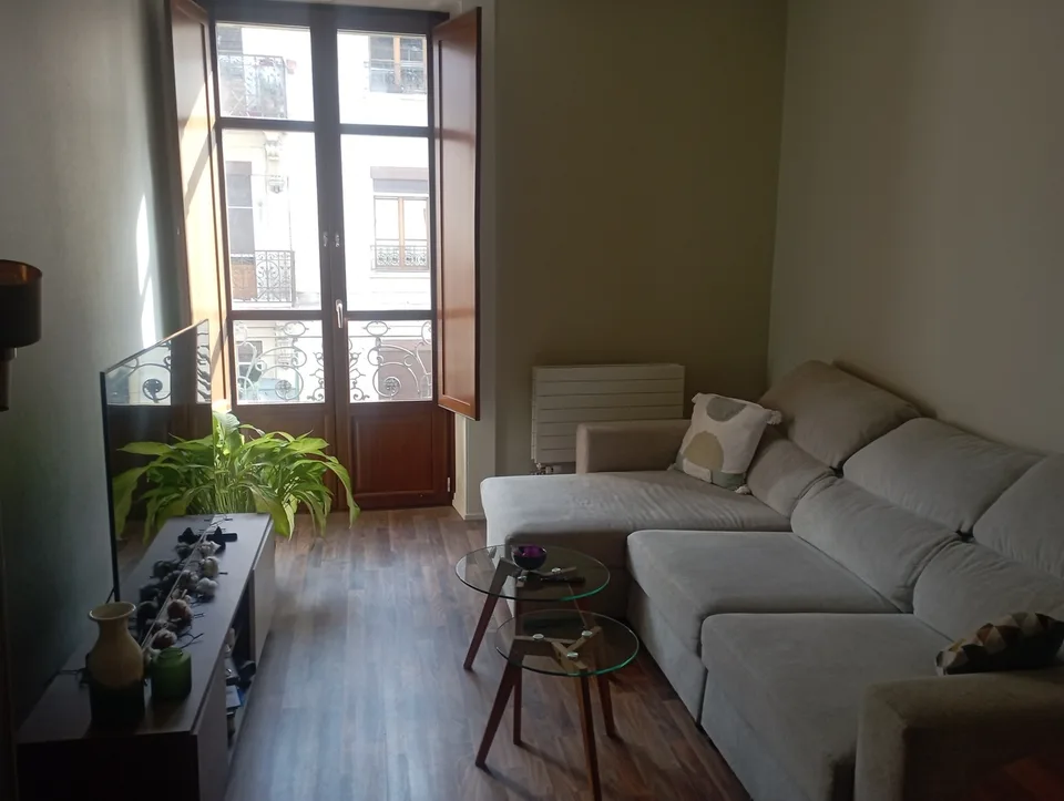 EAUX-VIVES - Appartamento 4 locali ?70 m² Mobili/Apparecchi in opzione – foto 7 di 12