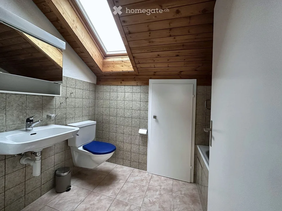 102 m² Maisonette 3½ Zi, CHF 1'490 inkl. NK, 9 Min. Olten – Foto 4 von 14