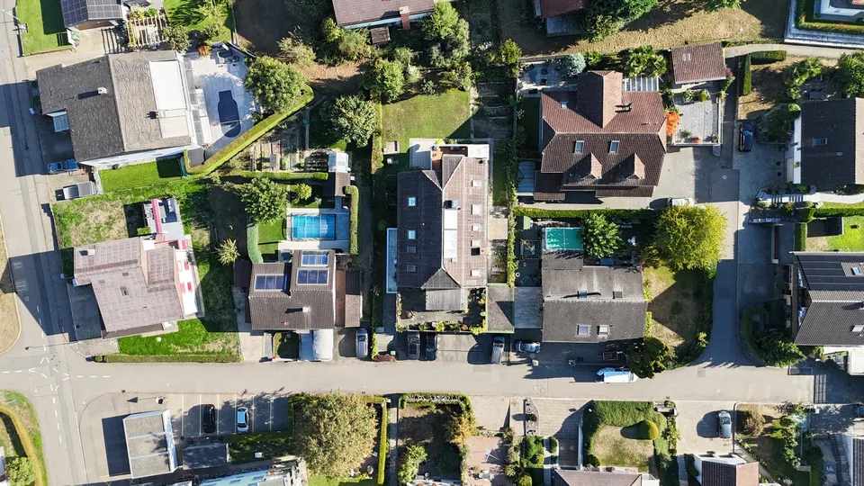 Well-maintained multi-family house with 3 residential units and rental increase potential in Oberrüti – photo 8 of 8