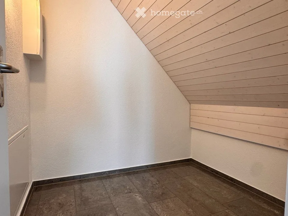 Grosszügige 4.5 Zimmer Maisonette Dachwohnung – 151 m², 2 Balkone & viel Tageslicht – Foto 10 von 30
