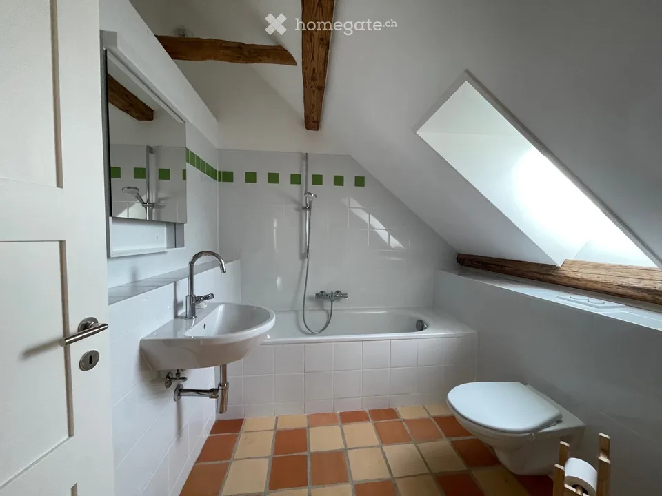 Beautiful loft in old house – photo 4 of 5