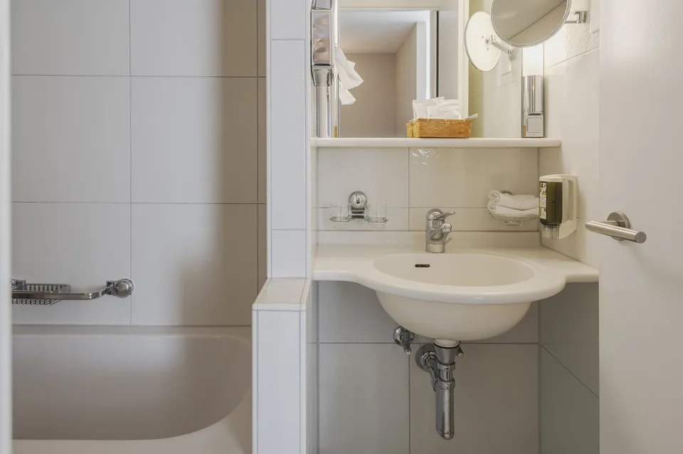 Business Plus Suite Glattbrugg, Stay 30 to 89 Nights – photo 6 of 7