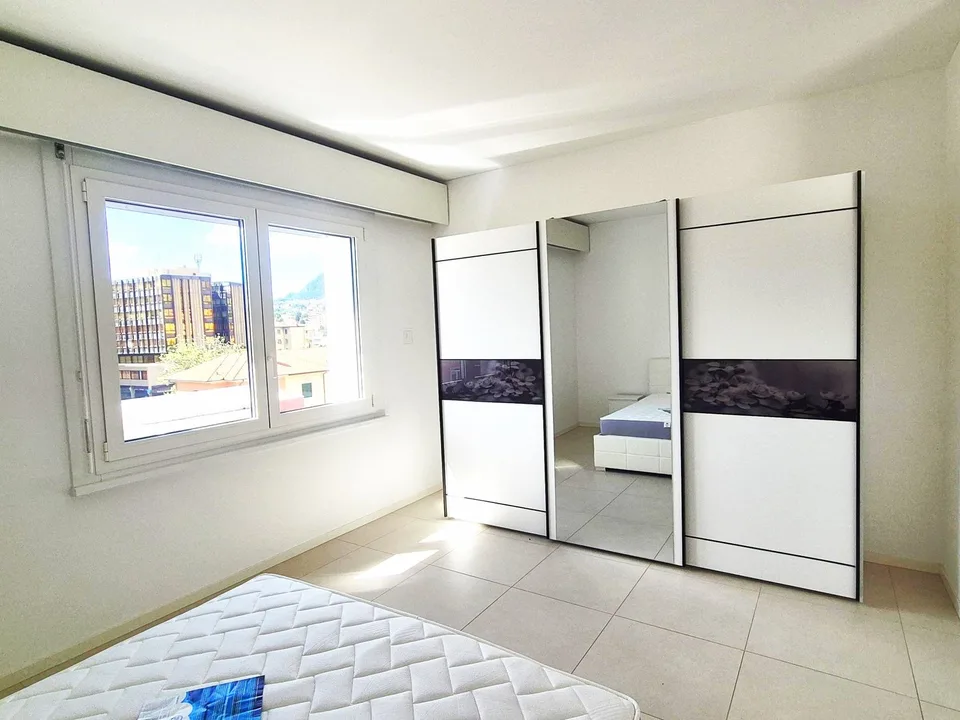 Wohnung 3.5 Zimmer Eingerichtet und komplett renoviert – Foto 5 von 8