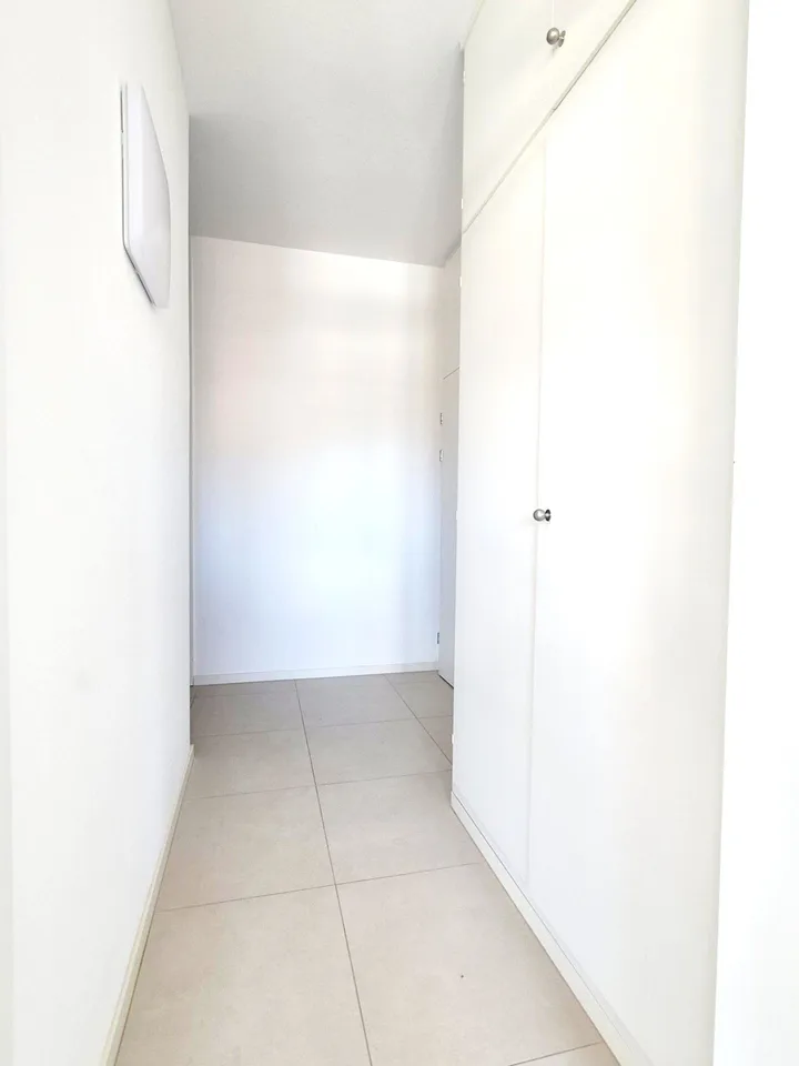 Wohnung 3.5 Zimmer Eingerichtet und komplett renoviert – Foto 4 von 8
