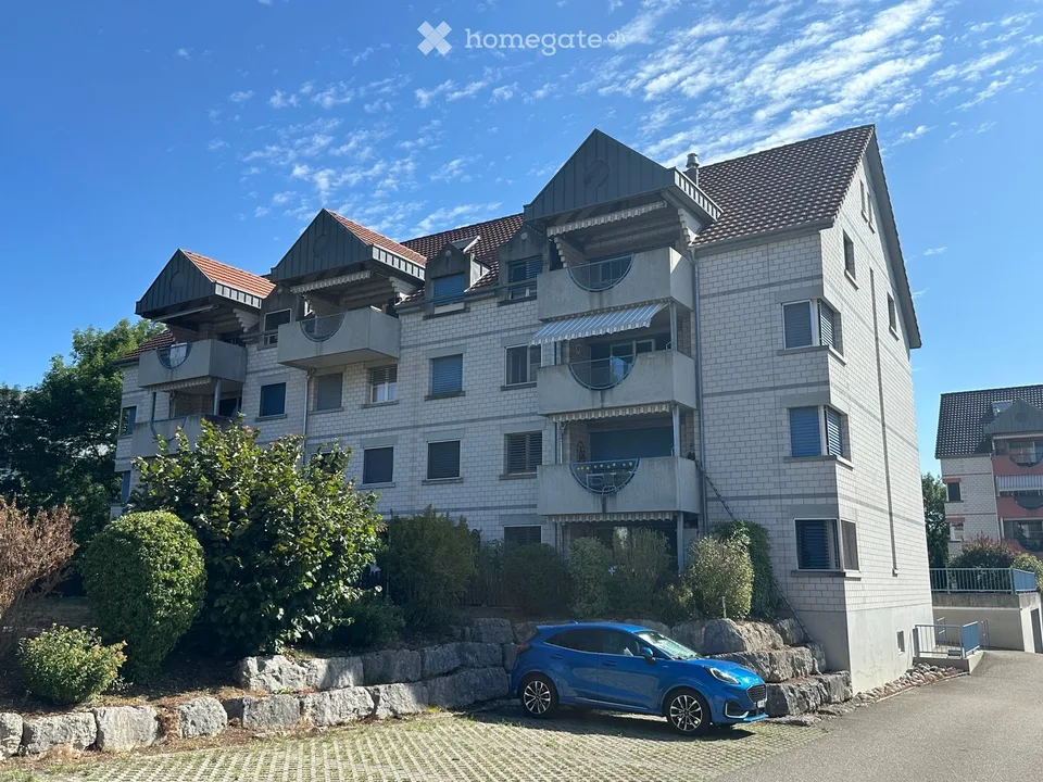 Geräumiges Duplex von 5½ Zimmern mit Galerie, überdachtem Balkon und Garage – Foto 8 von 8