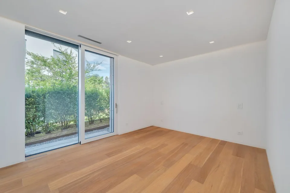 LUXURIÖSES 4,5-ZIMMER-HAUS MIT GARTEN – Foto 9 von 13
