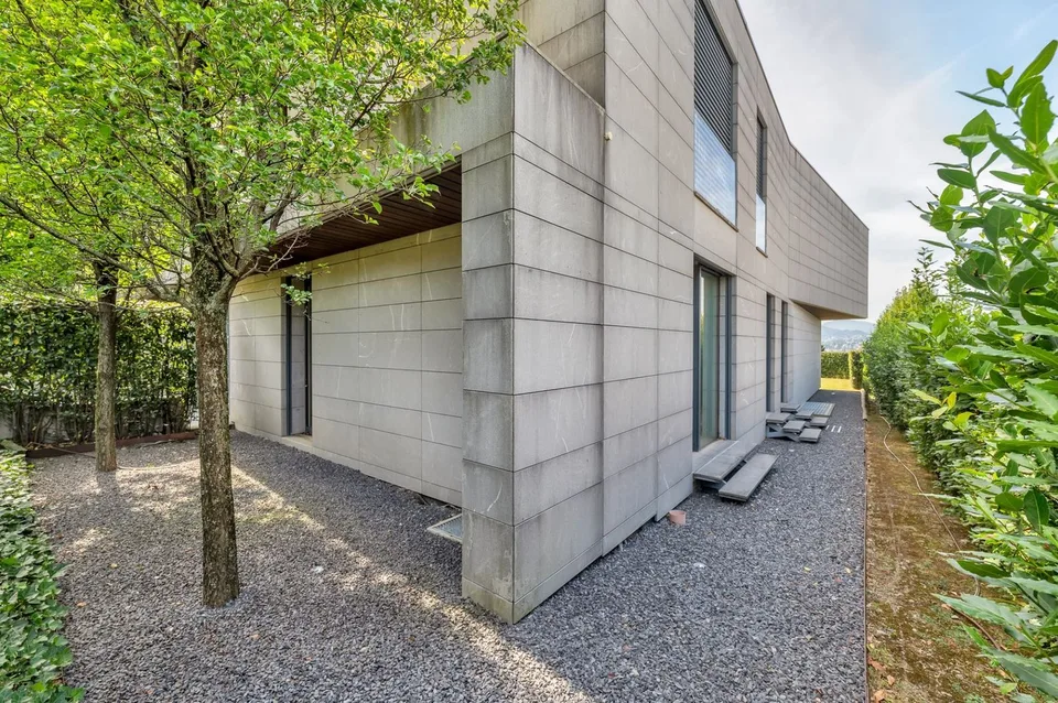 LUXURIÖSES 4,5-ZIMMER-HAUS MIT GARTEN – Foto 13 von 13
