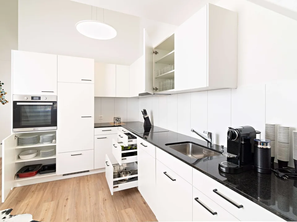 Möblierte 5.5-Zimmer Ferien- u. Businesswohnung auf Zeit – Foto 3 von 17