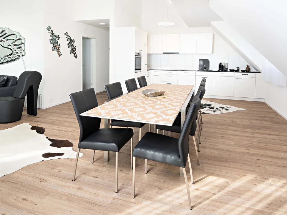 Möblierte 5.5-Zimmer Ferien- u. Businesswohnung auf Zeit – Foto 4 von 17