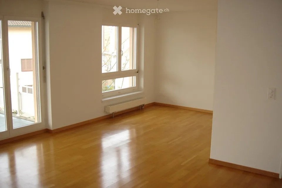 Appartamento di 5,5 locali appena ristrutturato a Baar – foto 7 di 8