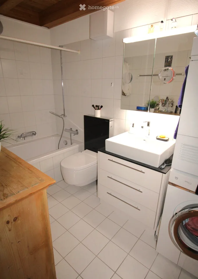 Charmante maisonnette 6,5 pièces avec galerie, balcon et belle vue à Gebertingen – photo 12 sur 12