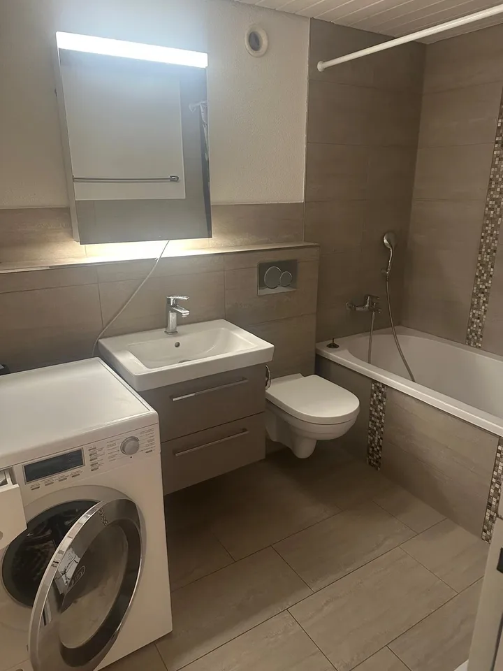 Helle 4.5-Zimmer-Wohnung mit Balkon und Lift in Reiden – Foto 8 von 10