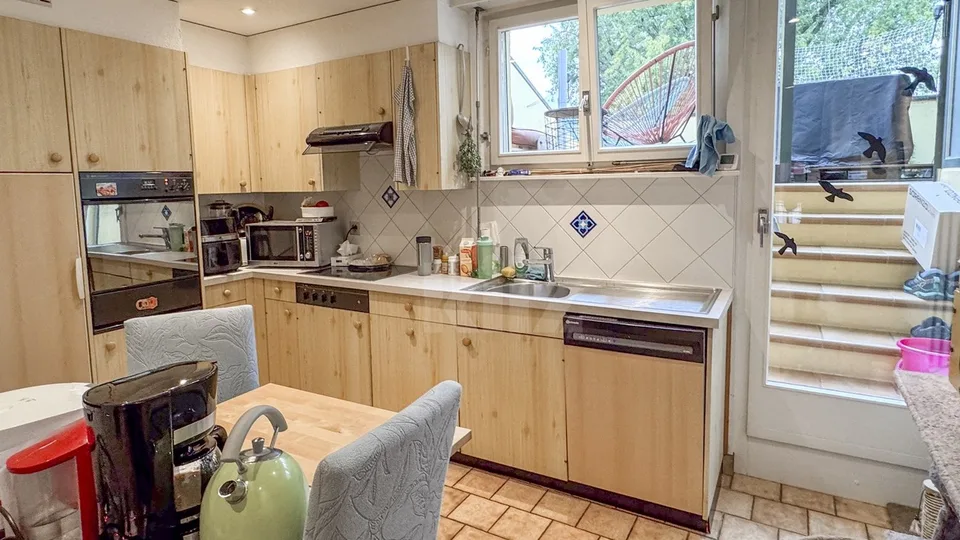 Charmanter Duplex mit schöner Terrasse und Seeblick – Foto 4 von 13