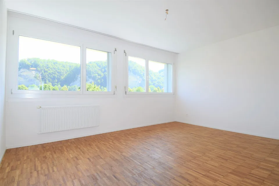 Appartement lumineux 3.5 pièces avec balcon à Burgdorf – photo 2 sur 8