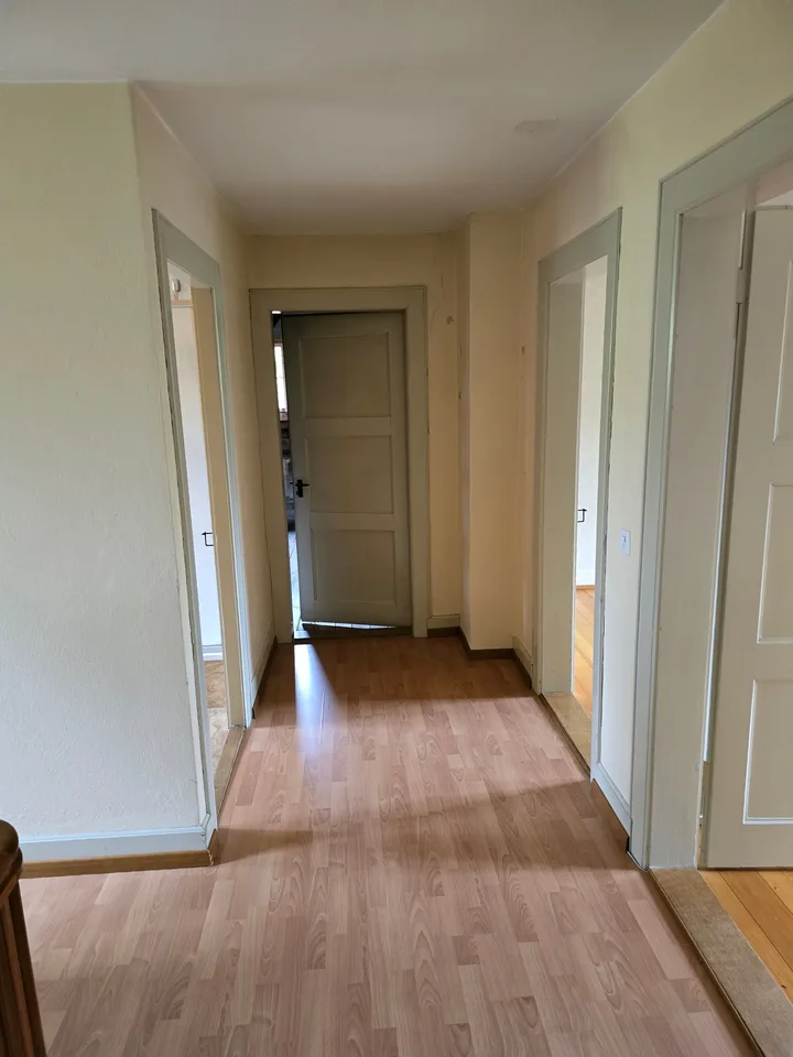 Charmante Altbau-Maisonettewohnung in einer Villa – Foto 8 von 22