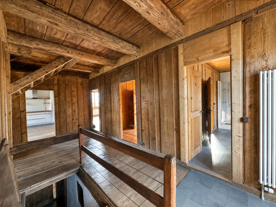 5.5 Zimmer Bauernhaus in Echarlens – Foto 3 von 13