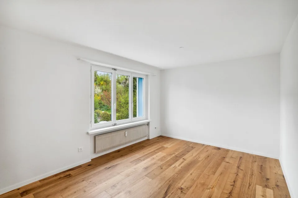 Gepflegte 4.5-Zimmer-Wohnung mit Balkon in Bülach – Foto 9 von 11