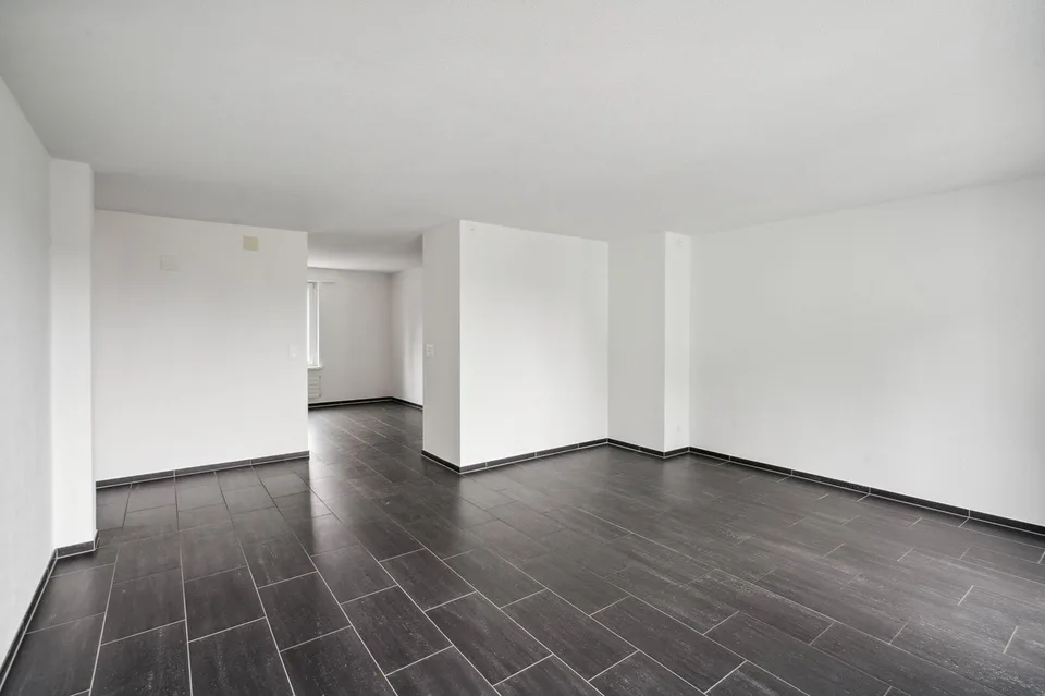 Gepflegte 4.5-Zimmer-Wohnung mit Balkon in Bülach – Foto 7 von 11