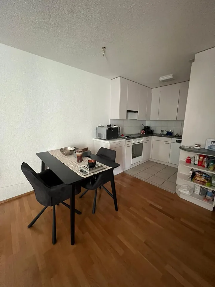 Schöne 2-Zimmerwohnung in gepflegter Überbauung – Foto 2 von 7