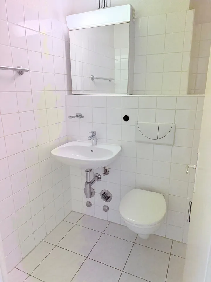 Schöne 4-Zimmer-Wohnung per 15. November 2026 zu vermieten – Foto 6 von 6
