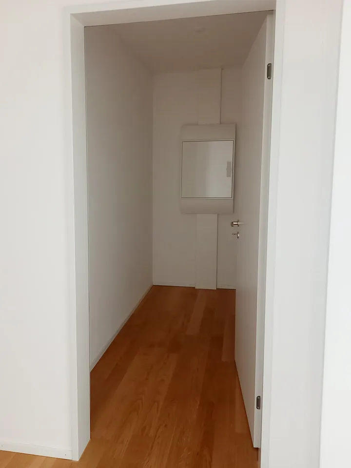 komfortable 3.5-Zimmerwohnung, gut mit ÖV erschlossen – Foto 7 von 9