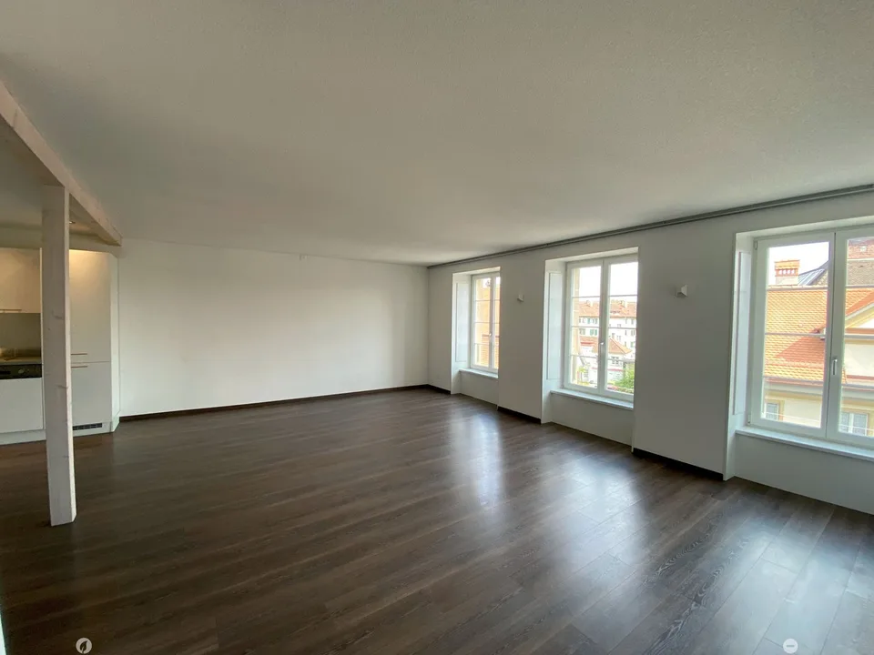 Helle 4.5 Zi-Wohnung nähe Altstadt – Foto 6 von 13