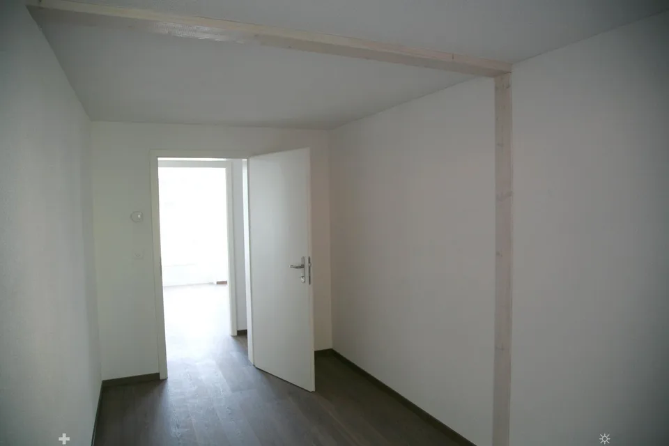 Helle 4.5 Zi-Wohnung nähe Altstadt – Foto 3 von 13