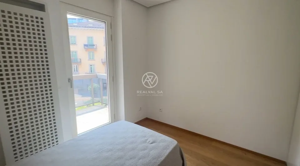 Splendido appartamento di 3,5 locali con vista mozzafiato a Paradiso – foto 6 di 7