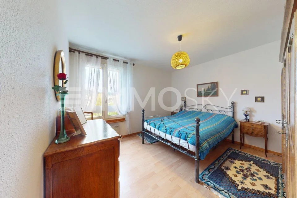 Geräumige Wohnung in ruhiger Lage – Foto 7 von 9