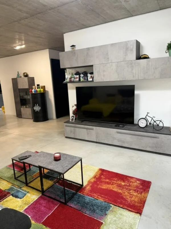 Wir vermieten eine große und moderne 2.5-Zimmer-Wohnung in der Innenstadt – Foto 5 von 16