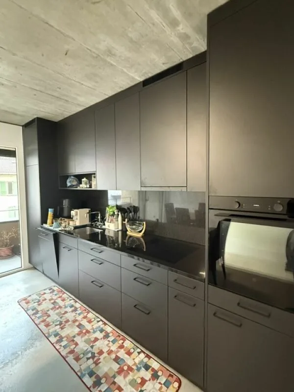 Wir vermieten eine große und moderne 2.5-Zimmer-Wohnung in der Innenstadt – Foto 8 von 16