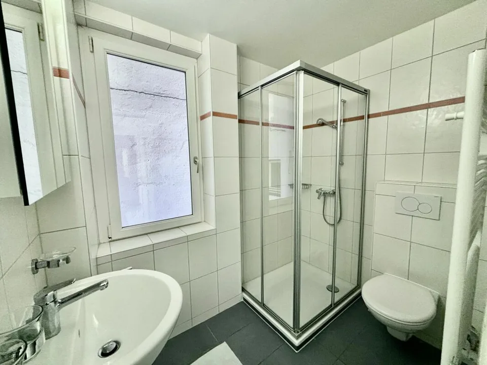 Wohnung mit 3.5 Zimmern – Foto 4 von 7