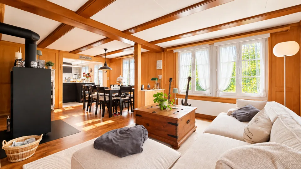 Une maison avec une âme - historique, ensoleillée et polyvalente – photo 8 sur 20