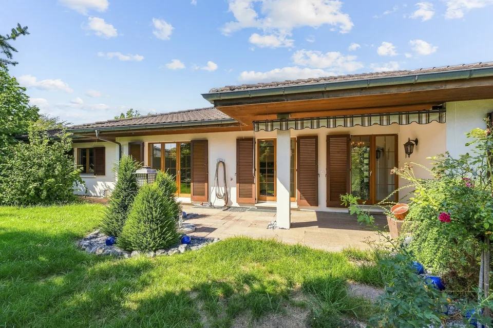 Ampia casa unifamiliare 3.5 locali a Boswil con dependance – foto 2 di 20