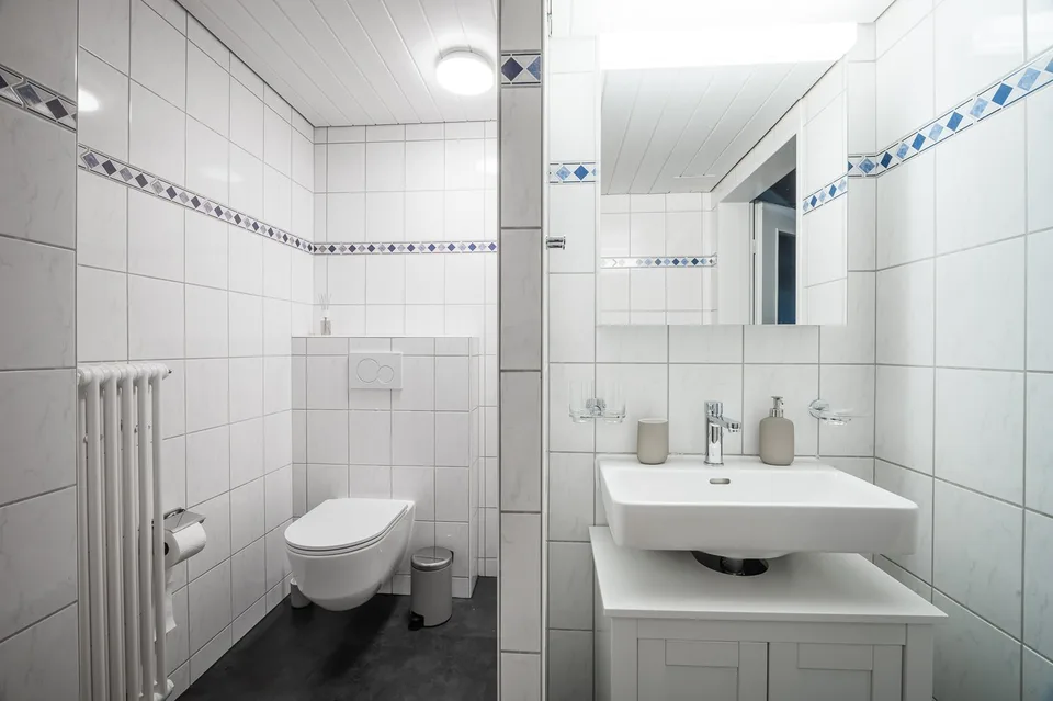 Möblierte 2.5-Zimmer-Wohnung in Basel – Zentrale Lage – Foto 12 von 15