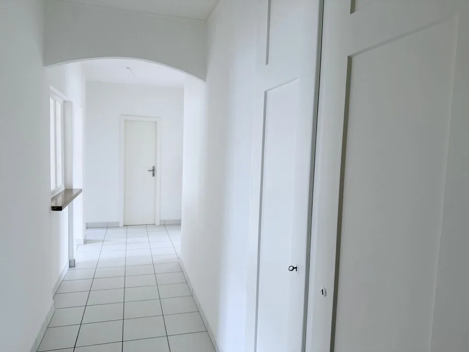 APPARTEMENT LUMINEUX DE 3.0 PIÈCES AVEC BALCON ET VUE DÉGAGÉE ! – photo 5 sur 7