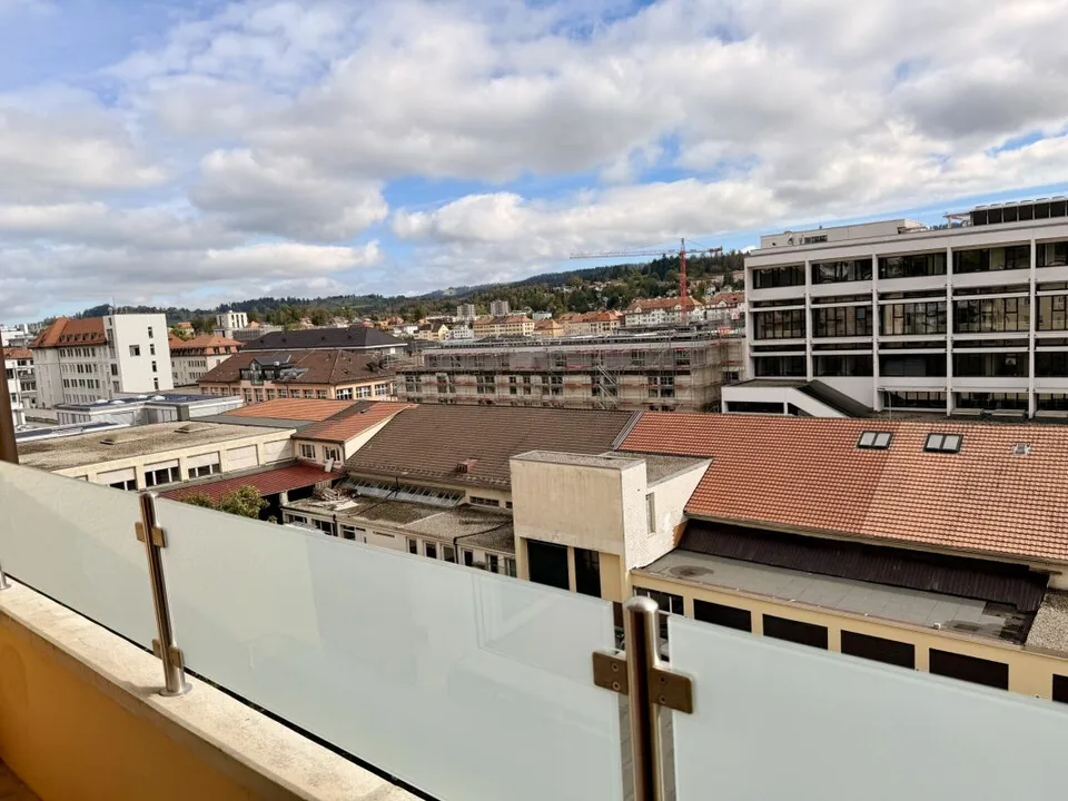 APPARTEMENT LUMINEUX DE 3.0 PIÈCES AVEC BALCON ET VUE DÉGAGÉE ! – photo 7 sur 7