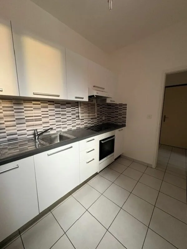 8900 Chiasso, Via G. Guisan 21a, appartamento no. 2133 – foto 2 di 8