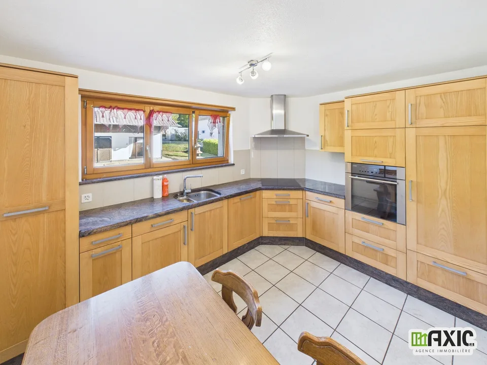 Grande maison familiale en pleine nature, terrain 1 750 m² - Movelier – Foto 4 von 13