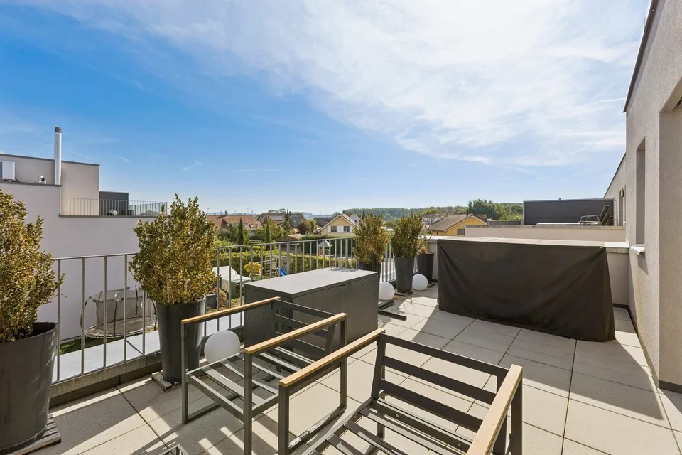 Casa a schiera contemporanea di 6.5 locali a Sugiez – foto 10 di 13