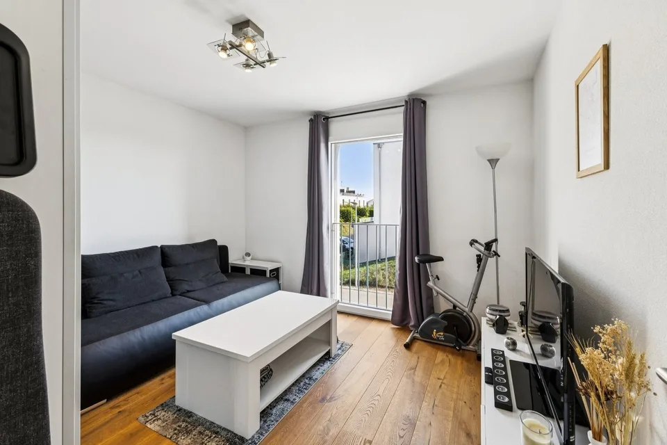 Casa a schiera contemporanea di 6.5 locali a Sugiez – foto 5 di 13
