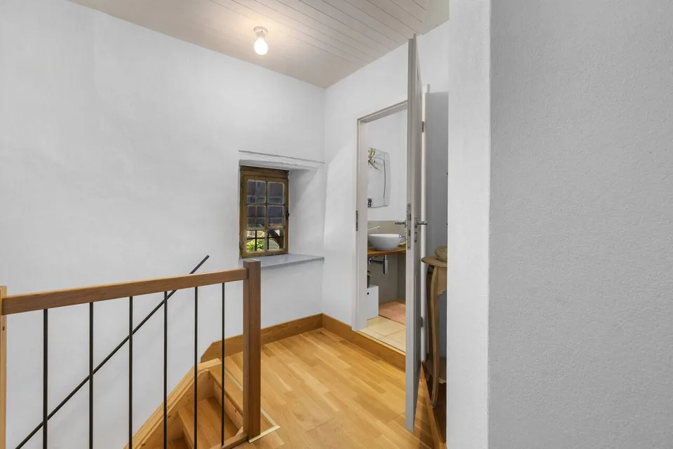 5.5 Zimmer Bauernhaus in Lupsingen – Foto 8 von 13