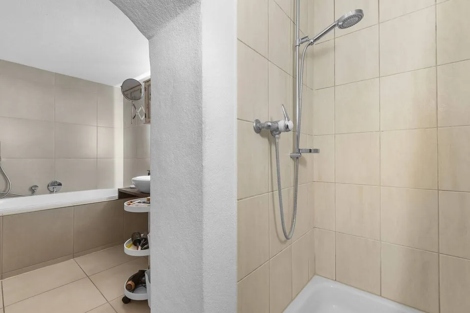 5.5 Zimmer Bauernhaus in Lupsingen – Foto 10 von 13