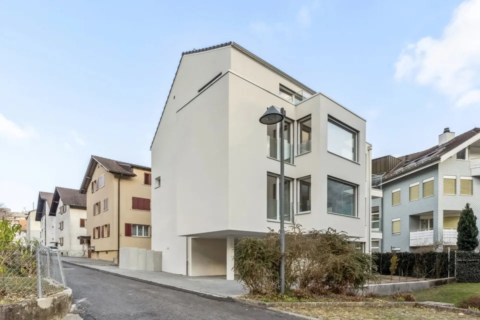 Neubau: Exklusive 5.5-Zimmer-Attikawohnung in Hergiswil – Neubau mit Bergblick – Foto 9 von 10