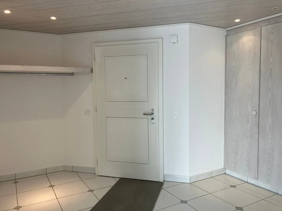 Nous vous accueillons chaleureusement dans cet appartement en terrasse avec une vue imprenable, y compris un double garage – photo 8 sur 26